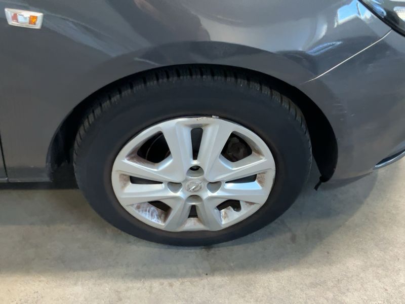 Opel Corsa 1.4 Edition ecoFlex 2015 – снимка 11