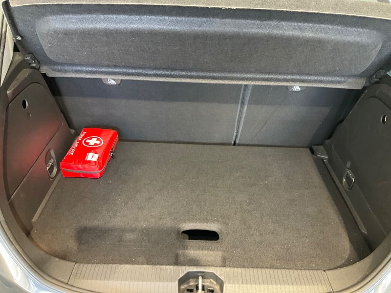Opel Corsa 1.4 Edition ecoFlex 2015 – снимка 27