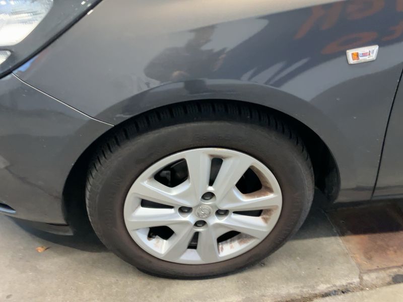 Opel Corsa 1.4 Edition ecoFlex 2015 – снимка 3
