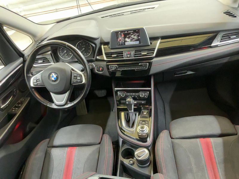 BMW 2er 220d Gran Tourer Sport Line 2015 – снимка 18