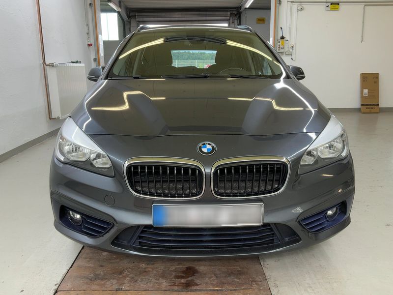 BMW 2er 220d Gran Tourer Sport Line 2015 – снимка 14