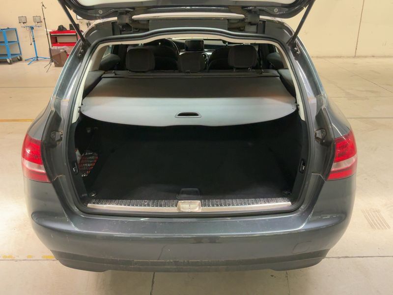 Mercedes-Benz C-Klasse C 180 d T BlueTEC Executive 2015 – снимка 15