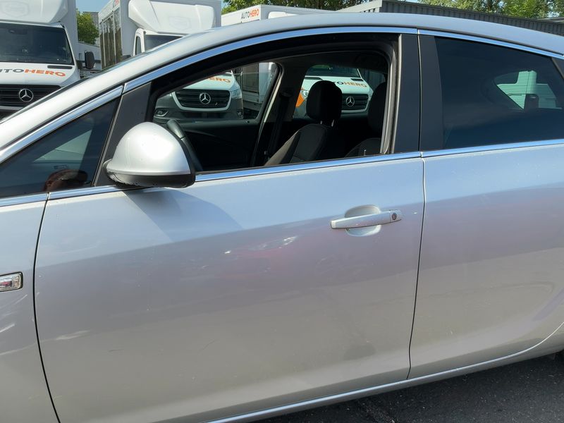 Opel Astra 1.4 Turbo Exklusiv 2014 – снимка 4