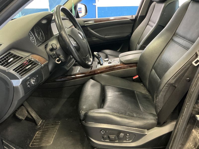 BMW X5 xDrive 30d Luxe 2009 – снимка 36