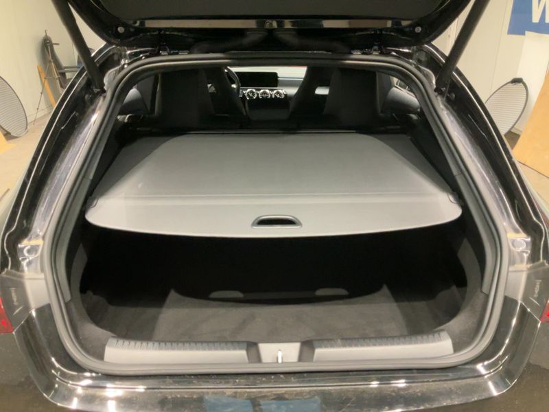 Mercedes-Benz CLA-Klasse CLA 180 Shooting Brake Mild-Hybrid AMG Line 2024 – снимка 15