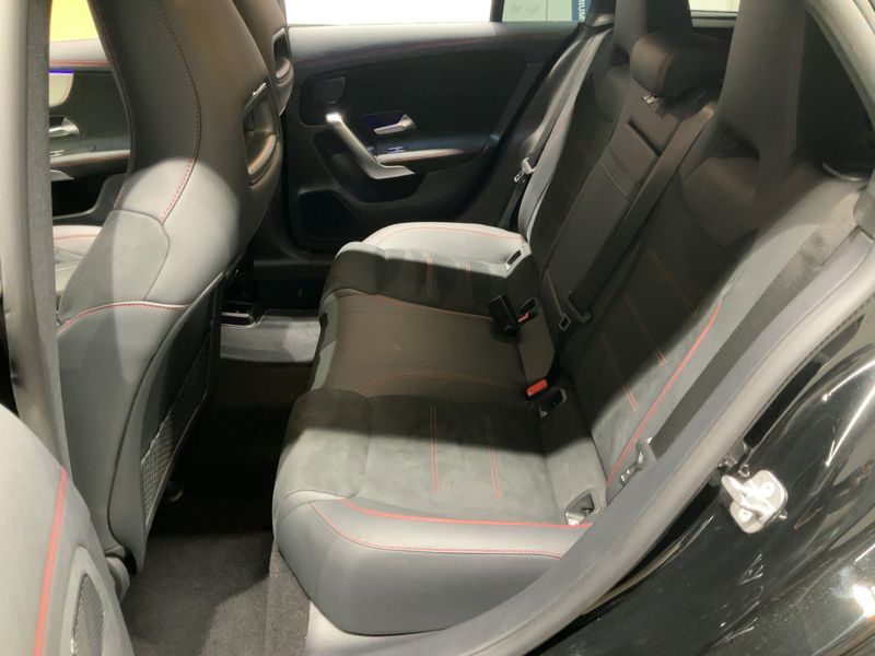 Mercedes-Benz CLA-Klasse CLA 180 Shooting Brake Mild-Hybrid AMG Line 2024 – снимка 19