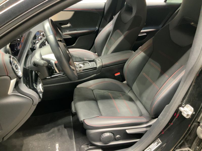 Mercedes-Benz CLA-Klasse CLA 180 Shooting Brake Mild-Hybrid AMG Line 2024 – снимка 16