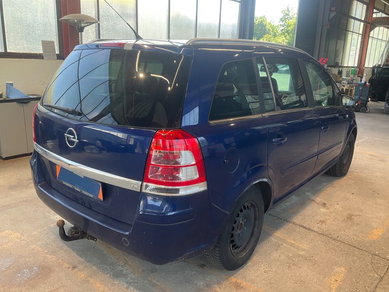 Opel Zafira 1.8 Edition 2008 – снимка 2