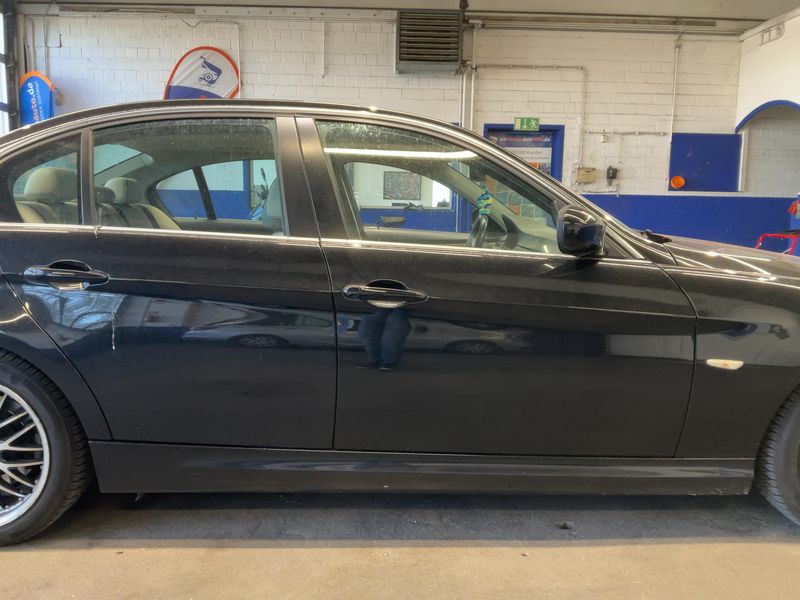 BMW 3er 325i 2011 – снимка 10