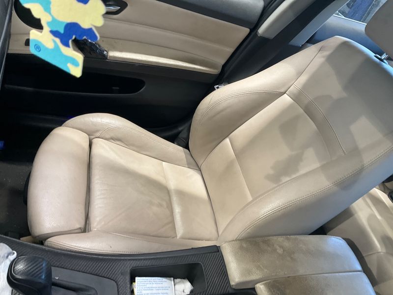 BMW 3er 325i 2011 – снимка 25