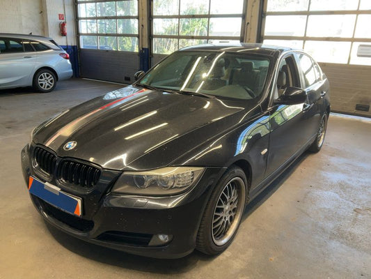 BMW 3er 325i 2011 – снимка 1