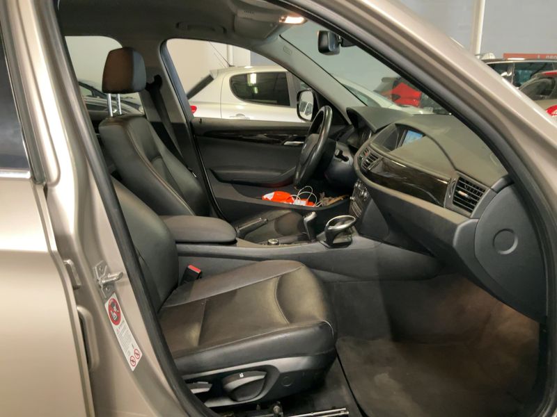 BMW X1 sDrive 18i Confort 2011 – снимка 16