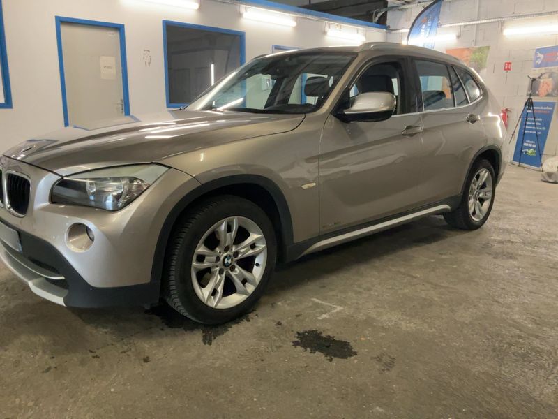 BMW X1 sDrive 18i Confort 2011 – снимка 2