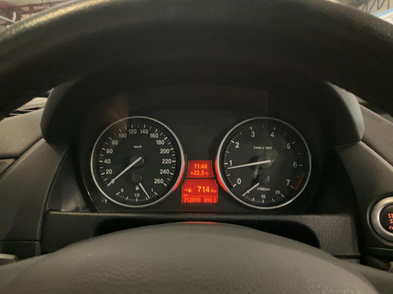 BMW X1 sDrive 18i Confort 2011 – снимка 18