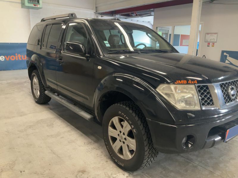 Nissan Pathfinder 2.5 dCi Comfort 2006 – снимка 12
