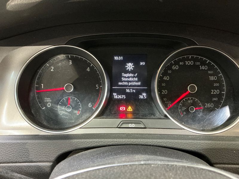 Volkswagen Golf VII 1.6 TDI Trendline 4Motion BlueMotion Tech 2013 – снимка 18