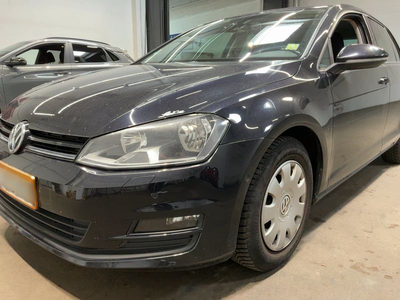 Volkswagen Golf VII 1.6 TDI Trendline 4Motion BlueMotion Tech 2013 – снимка 2