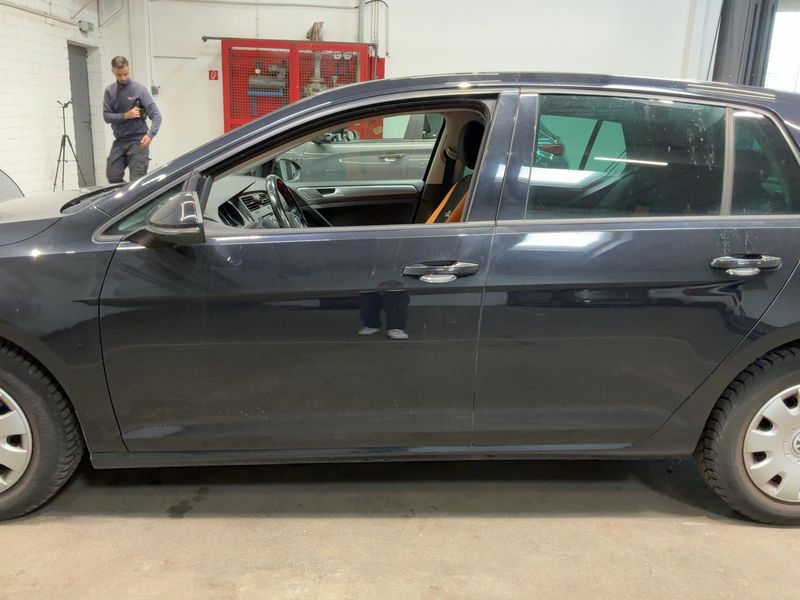 Volkswagen Golf VII 1.6 TDI Trendline 4Motion BlueMotion Tech 2013 – снимка 4