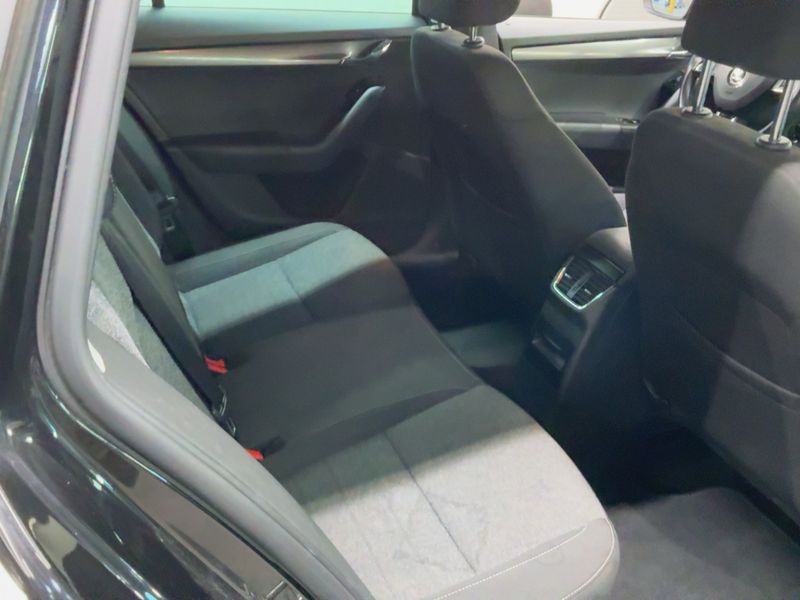 Skoda Octavia 2.0 TDI Soleil 2019 – снимка 19