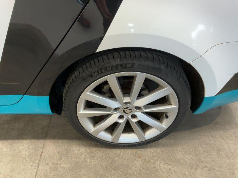 Skoda Octavia 2.0 TDI Soleil 2019 – снимка 5