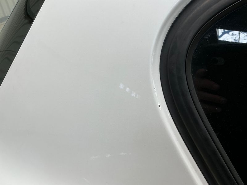 BMW 1er 116d EfficientDynamics Edition 2013 – снимка на щета 30