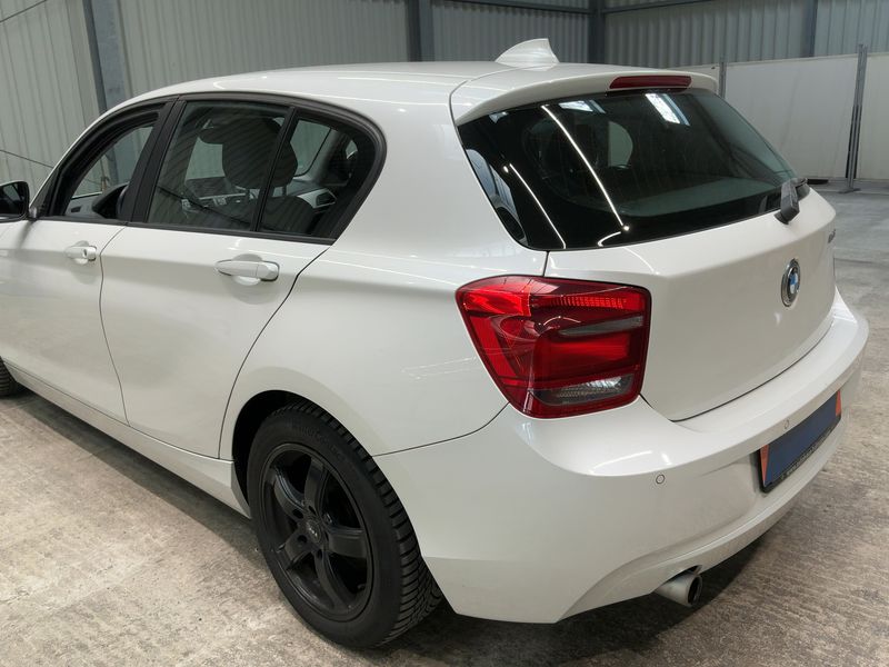 BMW 1er 116d EfficientDynamics Edition 2013 – снимка на щета 6