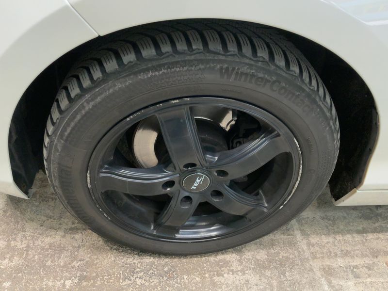 BMW 1er 116d EfficientDynamics Edition 2013 – снимка на щета 3