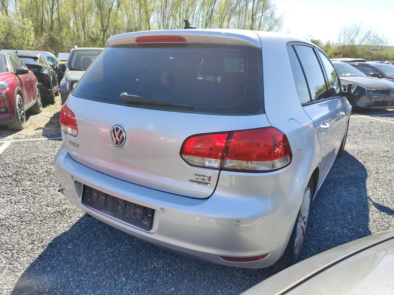 Volkswagen Golf VI 1.6 TDI 2012 – снимка 5