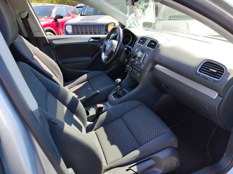 Volkswagen Golf VI 1.6 TDI 2012 – снимка 10