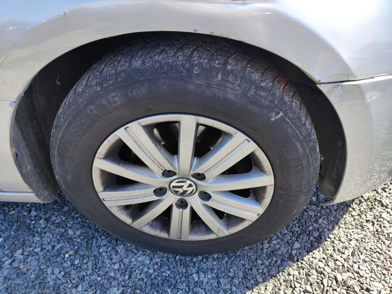 Volkswagen Golf VI 1.6 TDI 2012 – снимка 22