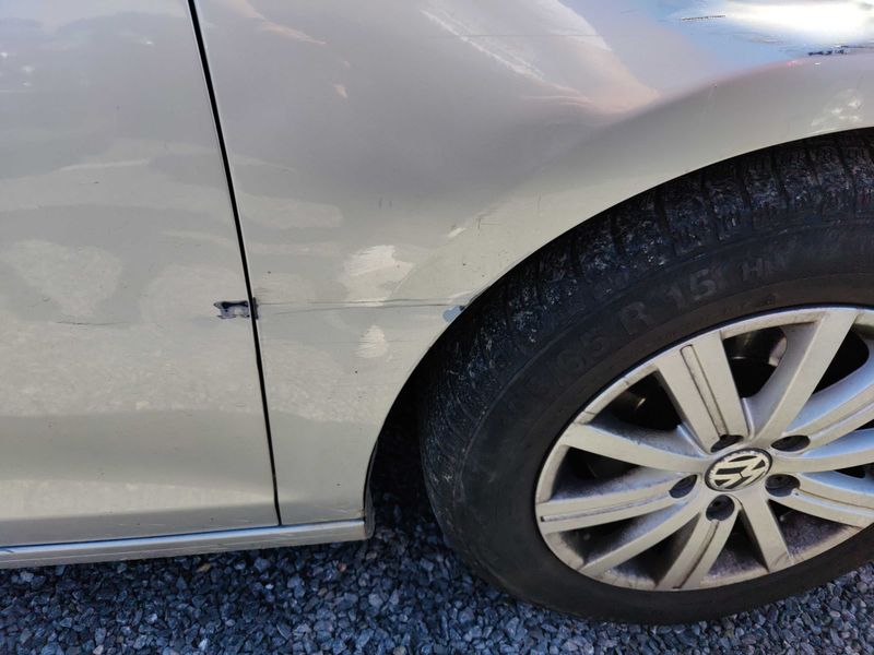Volkswagen Golf VI 1.6 TDI 2012 – снимка 20