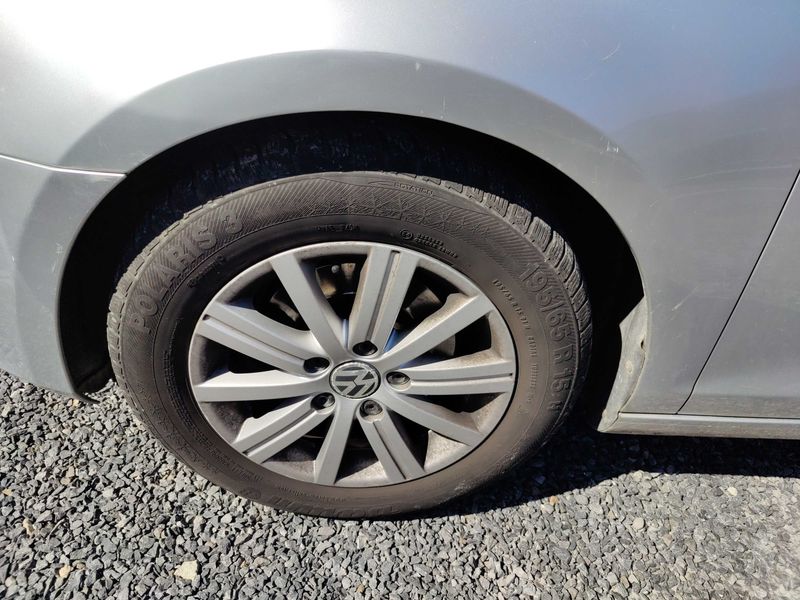 Volkswagen Golf VI 1.6 TDI 2012 – снимка 35