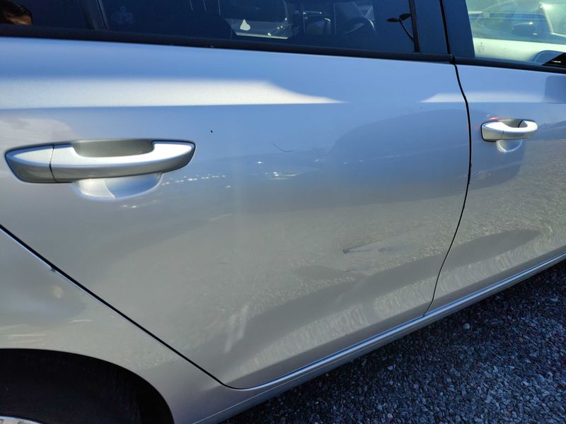 Volkswagen Golf VI 1.6 TDI 2012 – снимка 27