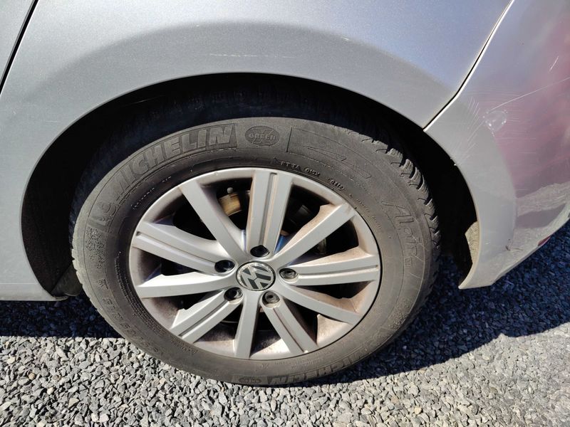 Volkswagen Golf VI 1.6 TDI 2012 – снимка 34