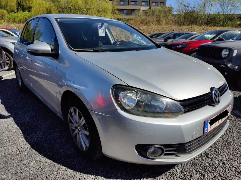 Volkswagen Golf VI 1.6 TDI 2012 – снимка 6