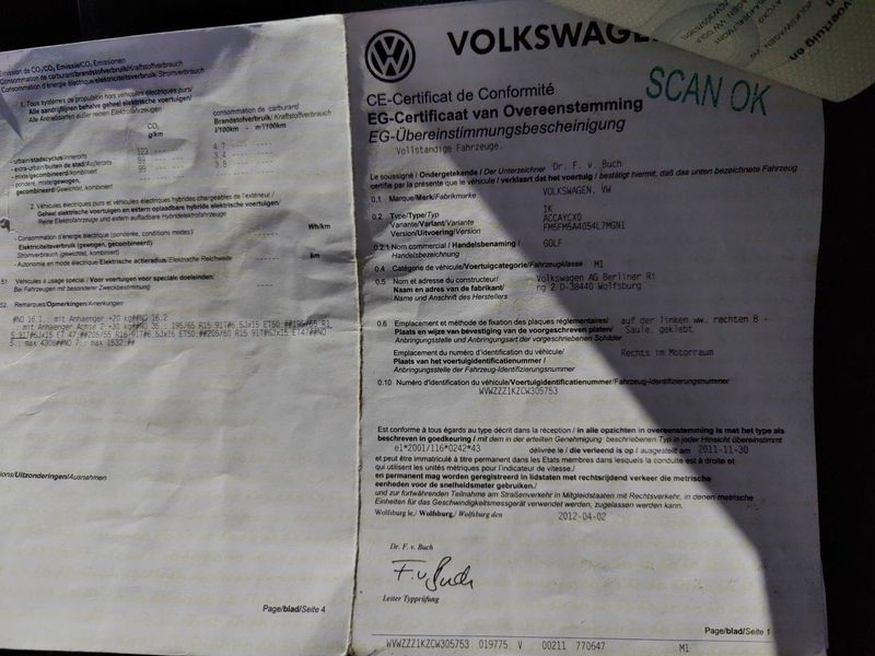 Volkswagen Golf VI 1.6 TDI 2012 – снимка 18