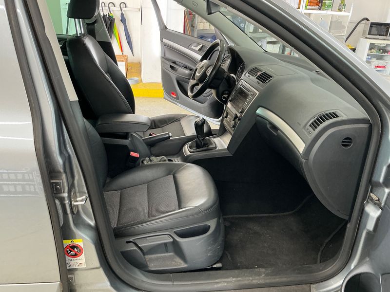 Skoda Octavia 1.4 TSI Elegance 2013 – снимка 16