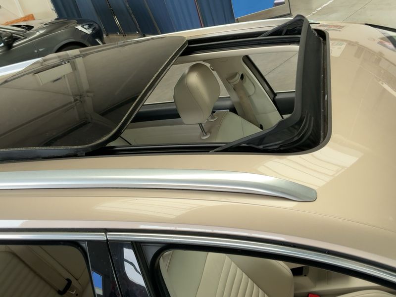 Volkswagen Passat 1.4 TSI ACT Highline BlueMotion Tech 2015 – снимка 13