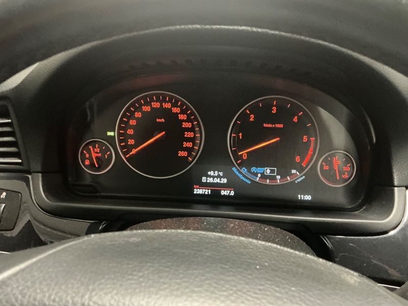 BMW 5er 520d 2015 – снимка 13