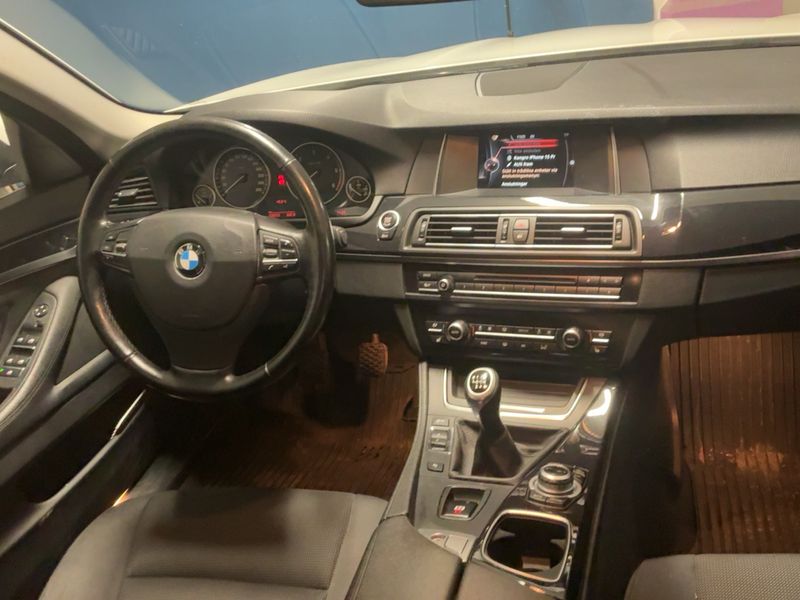 BMW 5er 520d 2015 – снимка 12