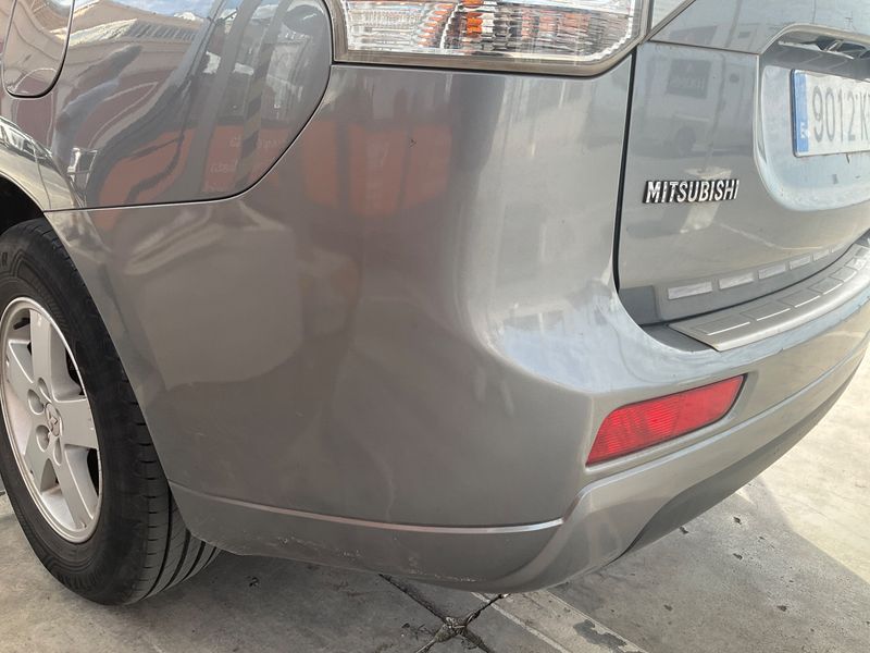 Mitsubishi Outlander 2.0 PHEV PHEV Kaiteki 4WD 2014 – снимка 24