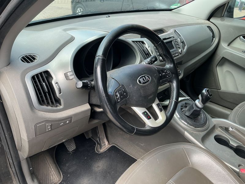 Kia Sportage 1.7 CRDi Vision 2WD 2013 – снимка 33