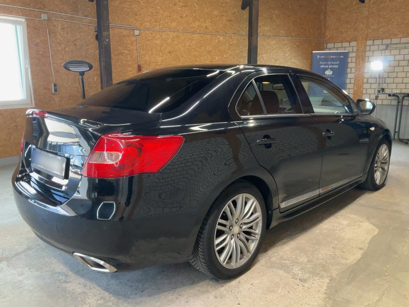 Suzuki Kizashi 2.4 Sport 4x4 2012 – снимка 8