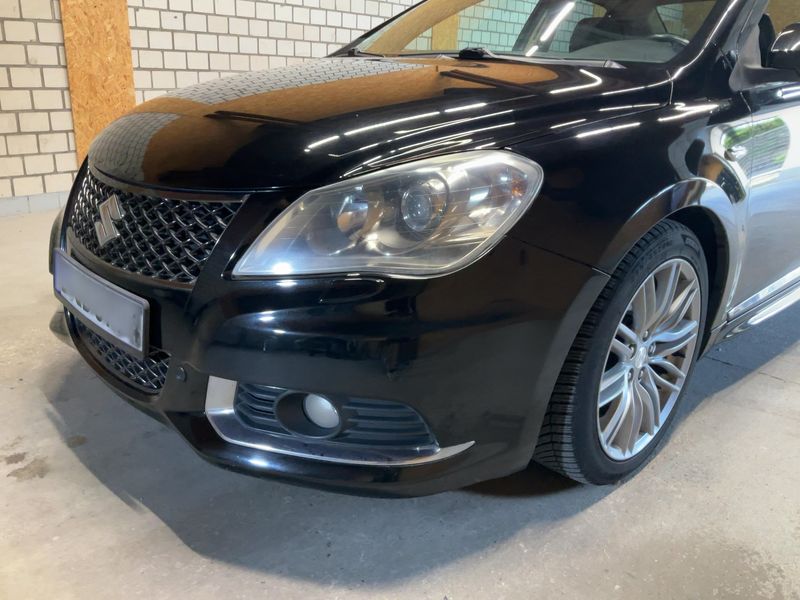 Suzuki Kizashi 2.4 Sport 4x4 2012 – снимка 2