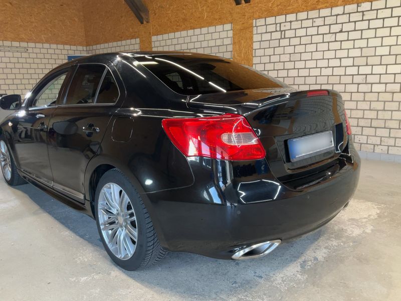 Suzuki Kizashi 2.4 Sport 4x4 2012 – снимка 6