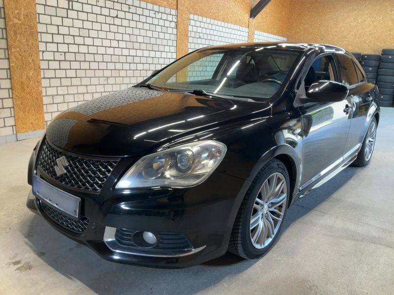 Suzuki Kizashi 2.4 Sport 4x4 2012 – снимка 1