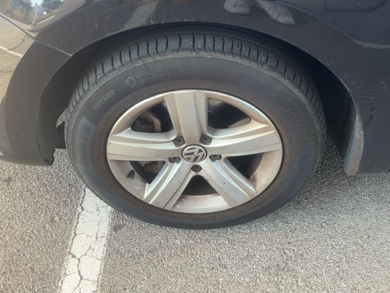 Volkswagen Sharan 2.0 TDI Edition BlueMotion Tech 2011 – снимка 17