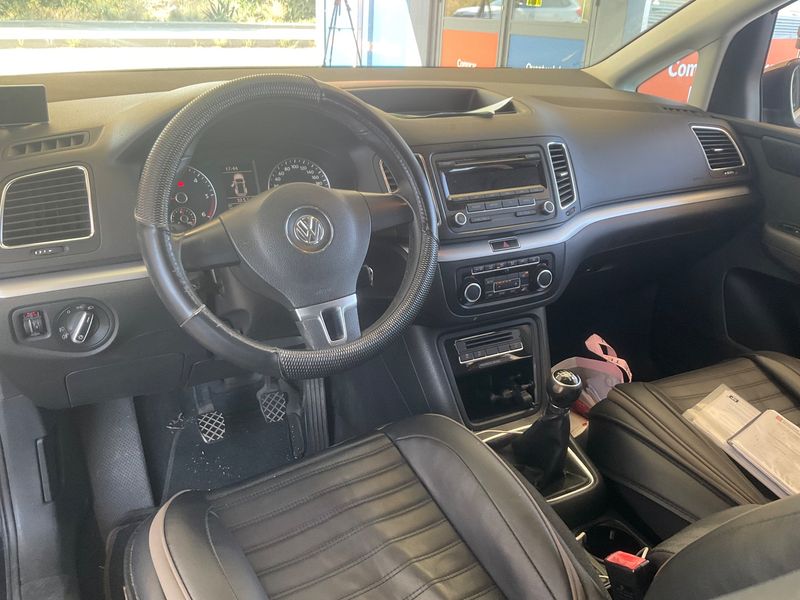 Volkswagen Sharan 2.0 TDI Edition BlueMotion Tech 2011 – снимка 12