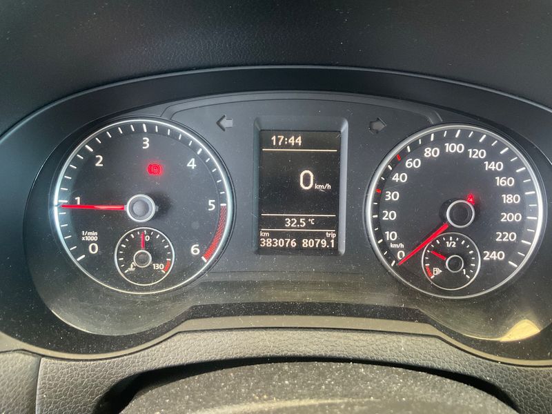 Volkswagen Sharan 2.0 TDI Edition BlueMotion Tech 2011 – снимка 13