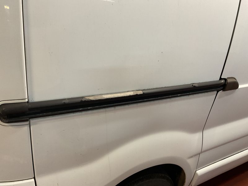 Opel Vivaro 2.0 CDTI Kasten L1H1 2,7t 2014 – снимка 22